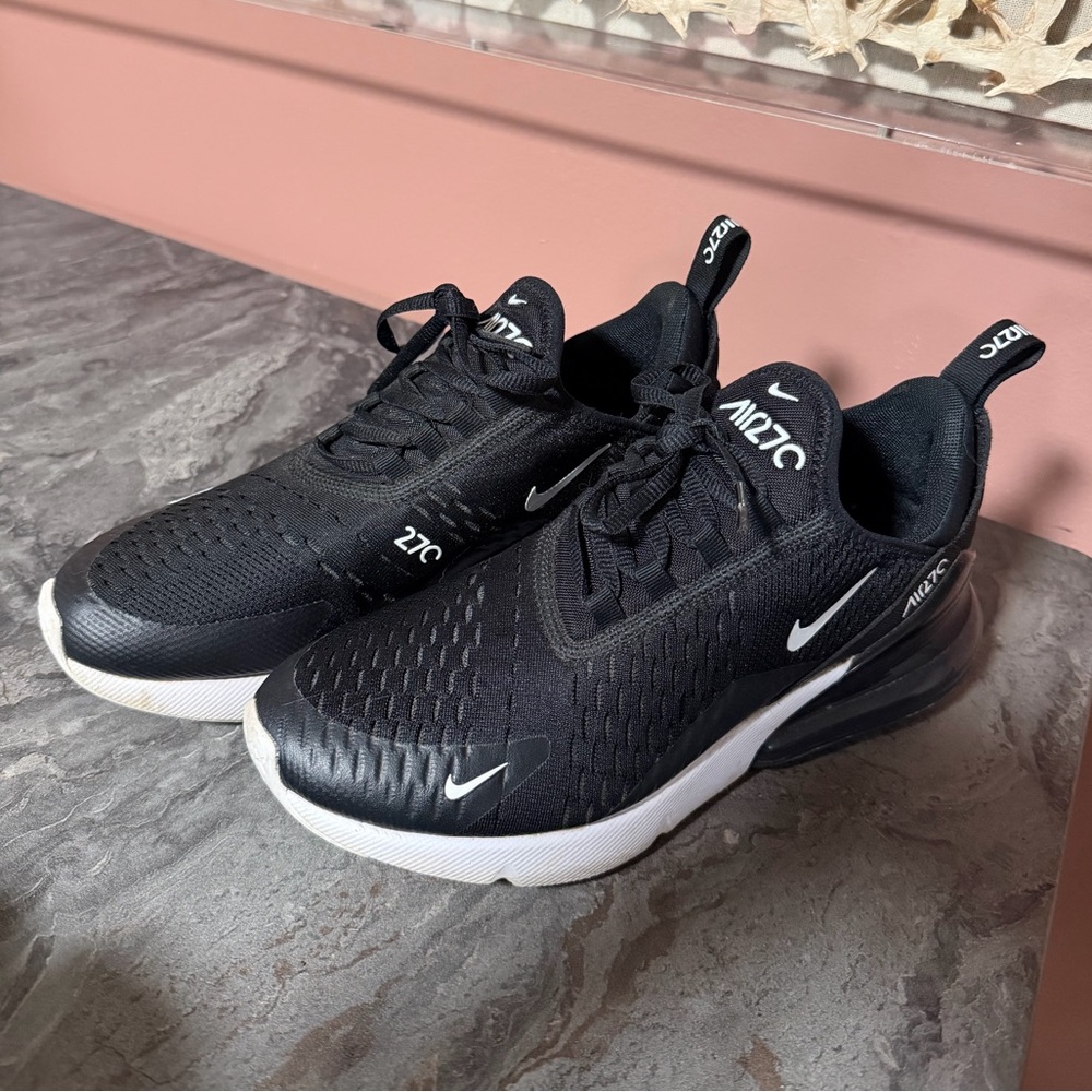 Nike Air Max 270 Women’s Athletic Shoes - Black & White